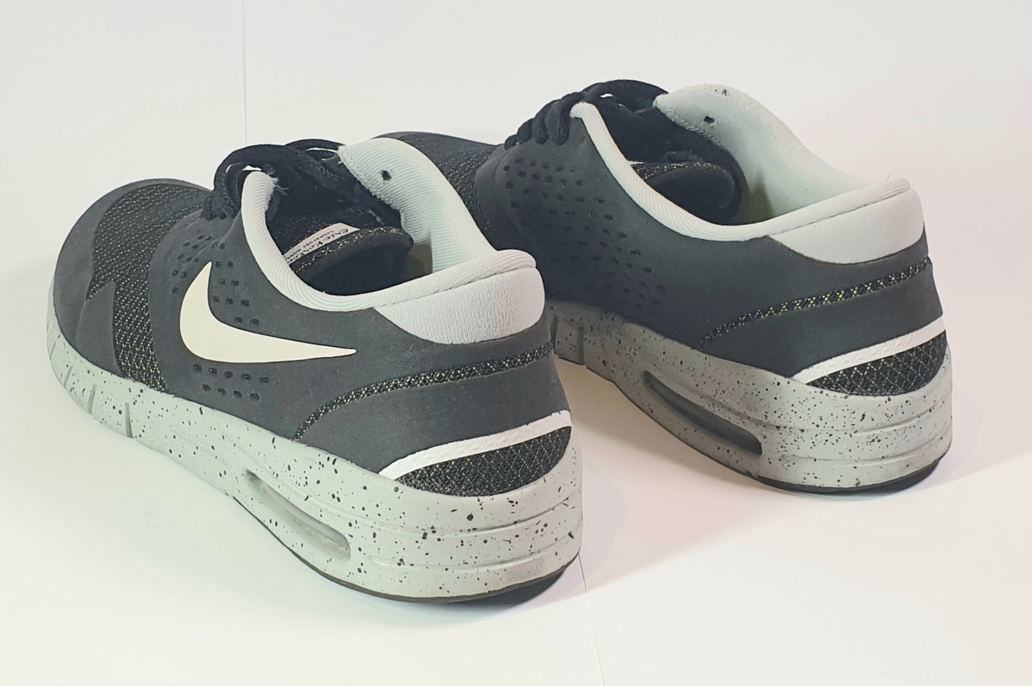 Nike SB Eric Koston 2 Max sneakers