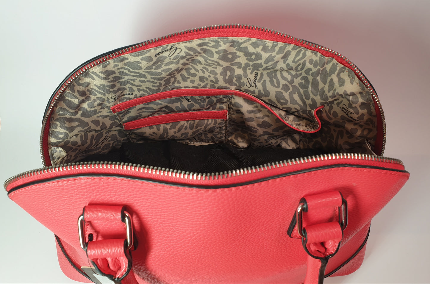 GUESS VINLY WITH POKETS