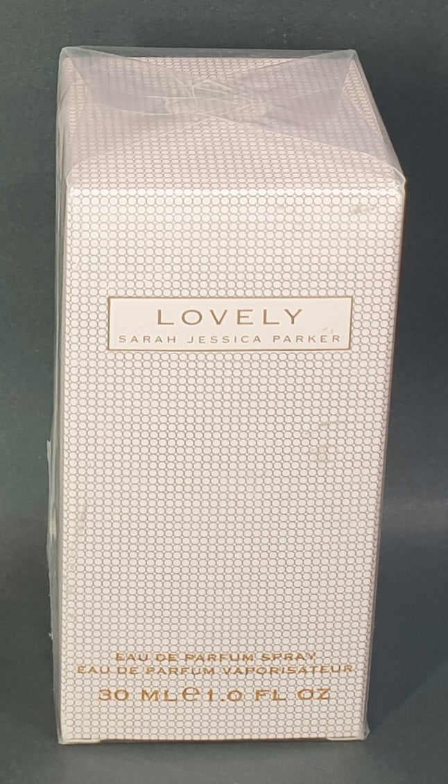 LOVELY SARAH JESSICA PARKER NEW