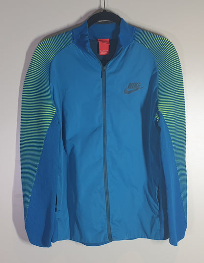 VINTAGE NIKE JACKET SIZE MEDIUM