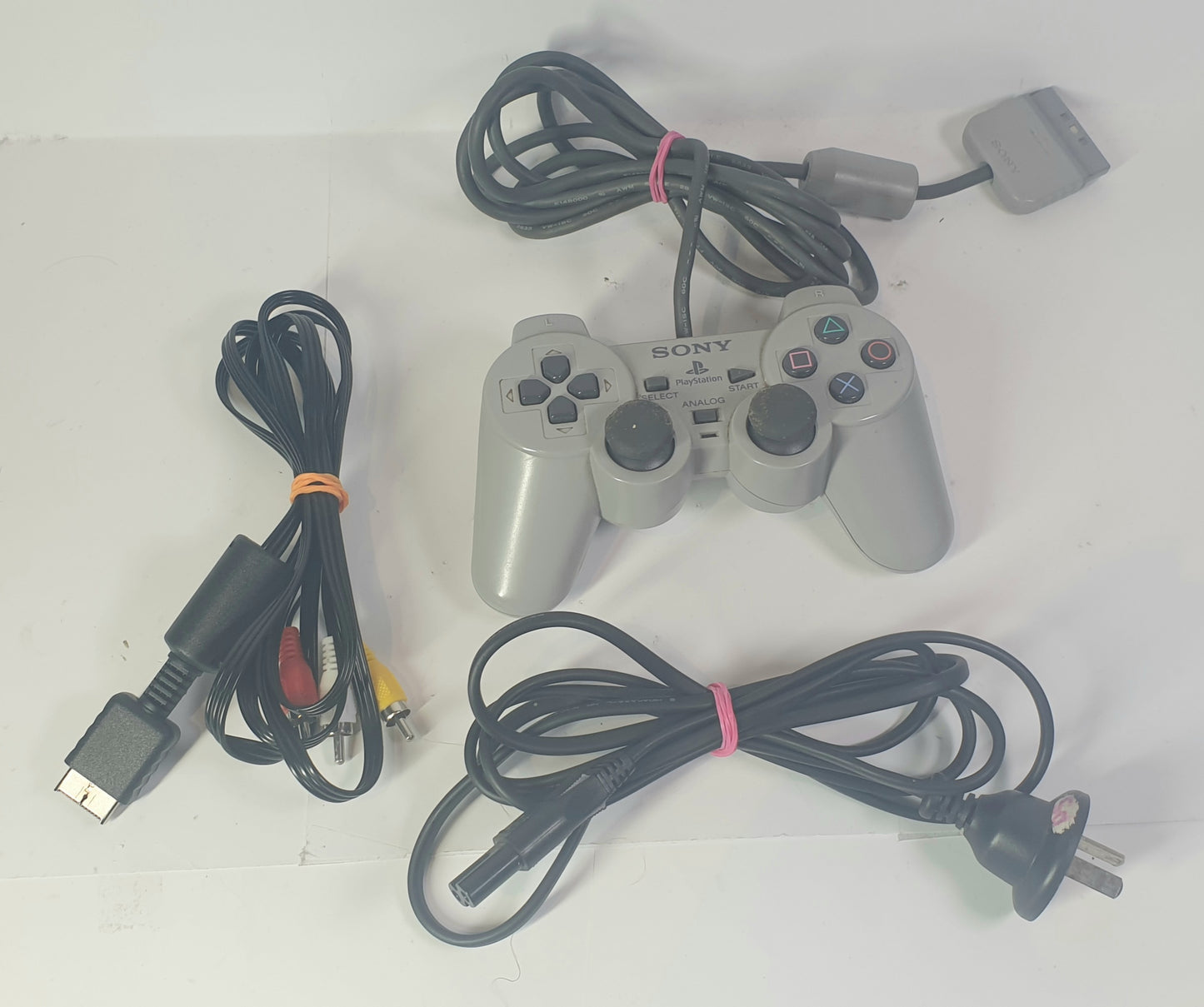 PLASTATION ONE WITH GAME