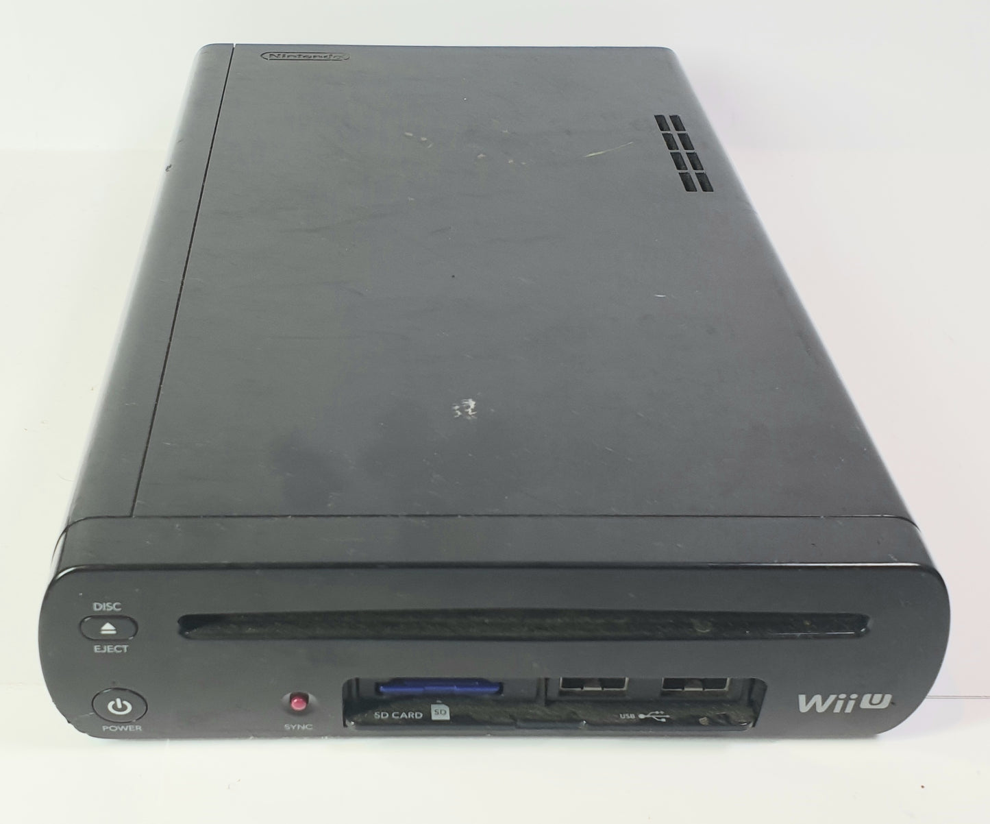 WII U CONSOLE WITH MEMORY CARD PRE OWNED