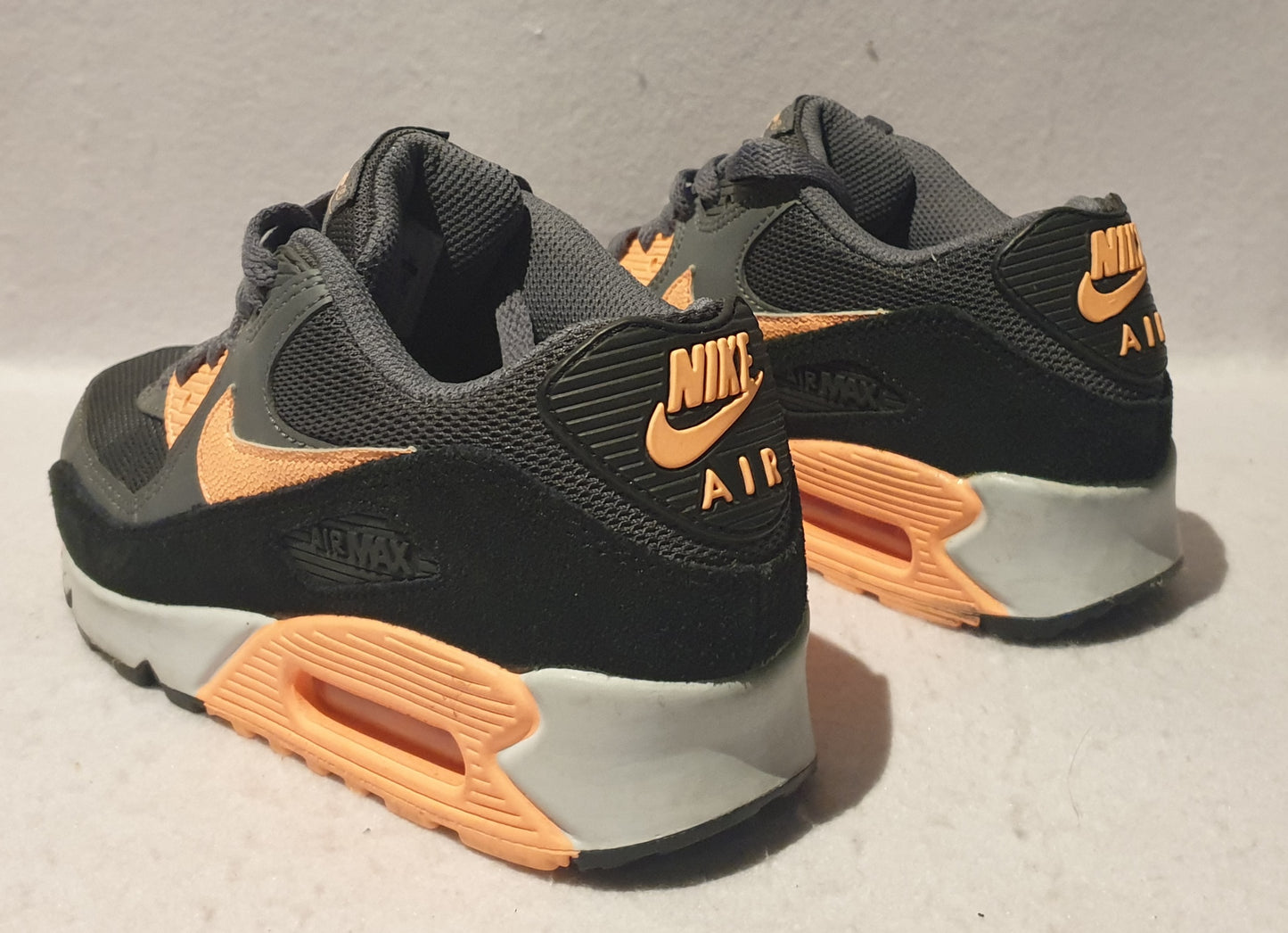 Nike Air Max Runners size US 6