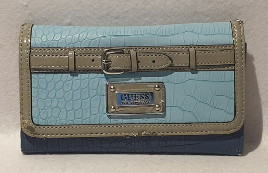 Womans  Guess wallet